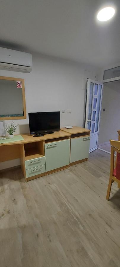 Sophie Apartments Zaboric Bagian luar foto